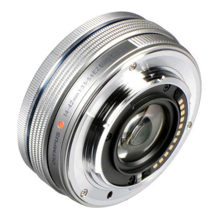 Olympus OM SYSTEM PEN E-P7 Mirrorless Camera and 14-42mm F3.5-5.6 EZ Lens and 40-150mm F4-5.6 R Lens KIT - Silver